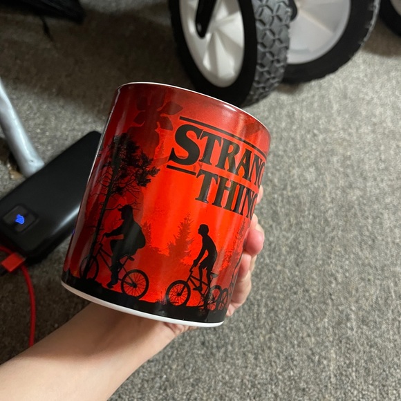 Stranger things - Picture 3 of 4